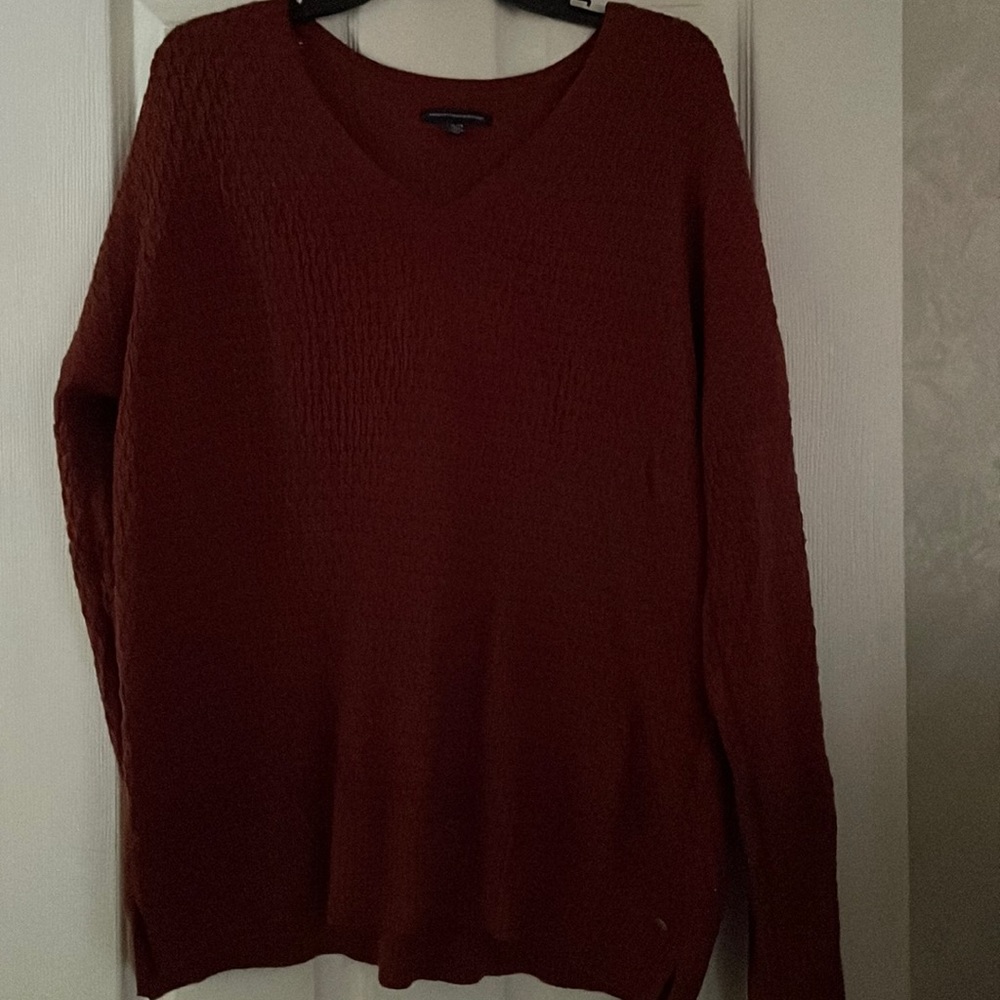 American Eagle sweater
